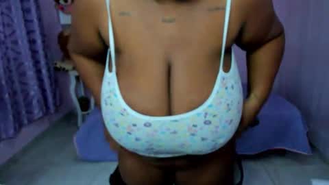 Snapshot of bbw_charlote chatting on February 16, 2026, 12:23 pm Charlote online show from February 16, 2026, 12:23 pm