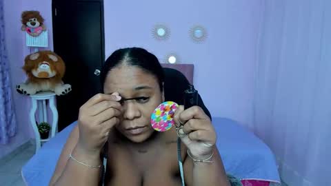 Snapshot of bbw_charlote chatting on February 20, 2026, 12:38 pm Charlote online show from February 20, 2026, 12:38 pm