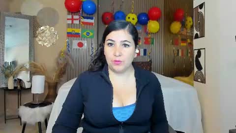 Snapshot of bbwluxurymuse chatting on June 15, 2026, 12:07 pm bbwluxurymuse online show from June 15, 2026, 12:07 pm