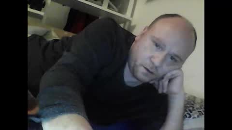 BCN82Red online show from December 15, 2025, 4:44 pm