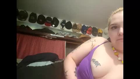 Snapshot of bdeunltd chatting on March 8, 2025, 12:22 am bdeunltd online show from March 8, 2025, 12:22 am