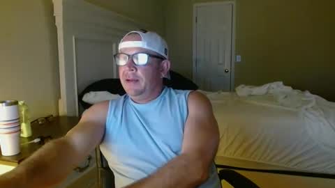 Snapshot of bdon1977 chatting on October 5, 2025, 3:27 am bdon1977 online show from October 5, 2025, 3:27 am