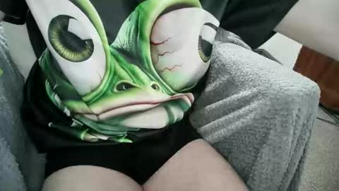 mikiforfun online show from April 19, 2026, 10:45 pm