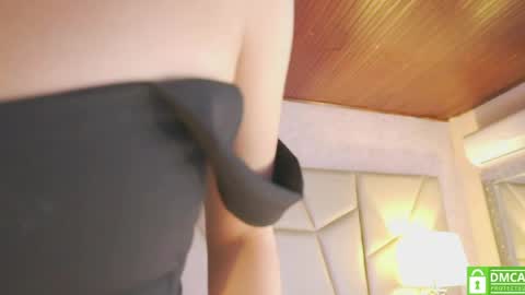 Snapshot of be_curiouss_ chatting on May 30, 2026, 12:02 pm Helena Evan online show from May 30, 2026, 12:02 pm