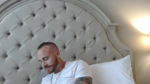 Snapshot of beachfun2526 chatting on September 17, 2025, 3:57 pm beachfun2526 online show from September 17, 2025, 3:57 pm