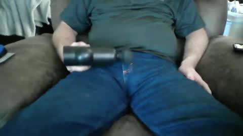 beachguy38 online show from February 17, 2025, 6:15 pm