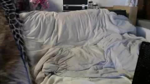 Snapshot of beachymilf chatting on May 29, 2026, 8:40 pm BeachyMILF online show from May 29, 2026, 8:40 pm