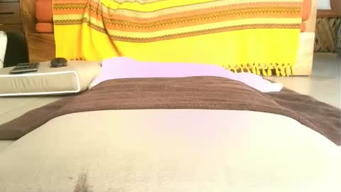 beagle1 online show from April 5, 2026, 3:53 pm