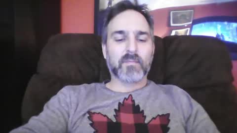 Snapshot of beardedambition chatting on January 18, 2025, 5:41 am beardedambition online show from January 18, 2025, 5:41 am