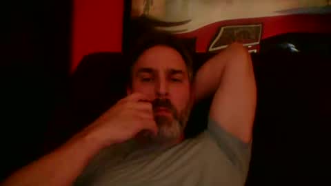 Snapshot of beardedambition chatting on September 21, 2025, 2:57 am beardedambition online show from September 21, 2025, 2:57 am