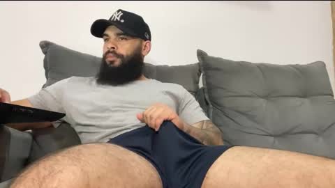 Min online show from December 4, 2025, 5:28 am