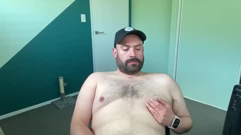 bearrrr online show from November 2, 2025, 9:39 pm