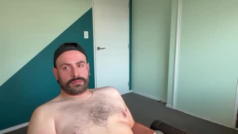 bearrrr online show from June 22, 2026, 8:39 pm