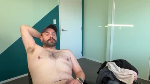 bearrrr online show from June 28, 2026, 2:50 am