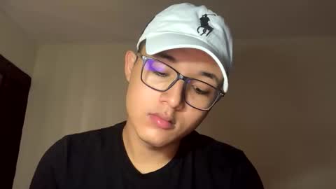 milub online show from March 12, 2026, 4:46 pm