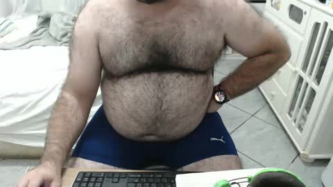 Snapshot of beastbearmg chatting on September 9, 2025, 11:48 pm beastbearmg online show from September 9, 2025, 11:48 pm