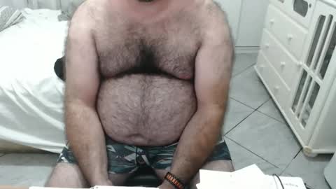 Snapshot of beastbearmg chatting on September 18, 2025, 2:02 am beastbearmg online show from September 18, 2025, 2:02 am