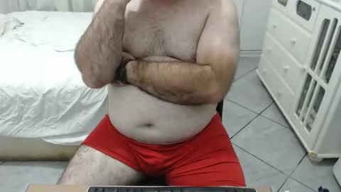 Snapshot of beastbearmg chatting on October 13, 2025, 11:27 pm beastbearmg online show from October 13, 2025, 11:27 pm