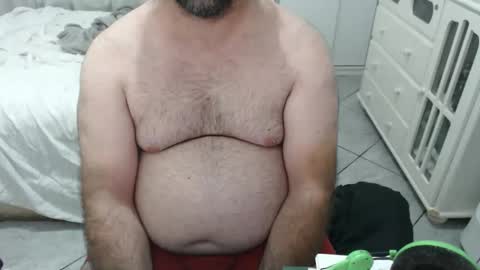 Snapshot of beastbearmg chatting on October 18, 2025, 2:36 am beastbearmg online show from October 18, 2025, 2:36 am