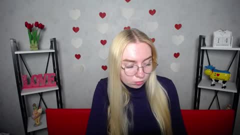 BeatriceFlyy online show from December 14, 2024, 1:05 pm