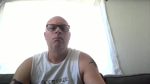 Snapshot of beatsboy87 chatting on January 4, 2025, 1:10 am beatsboy87 online show from January 4, 2025, 1:10 am