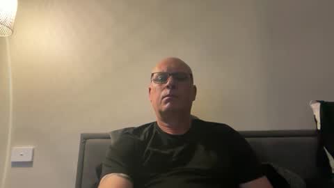 Snapshot of beatsboy87 chatting on October 25, 2025, 11:29 am beatsboy87 online show from October 25, 2025, 11:29 am