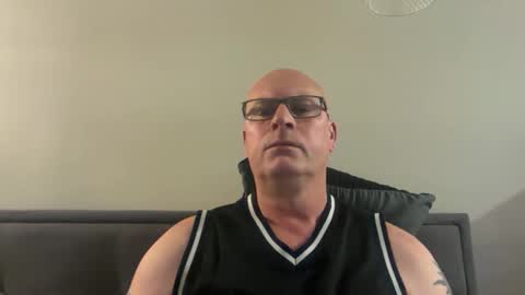 Snapshot of beatsboy87 chatting on December 5, 2025, 11:52 am beatsboy87 online show from December 5, 2025, 11:52 am