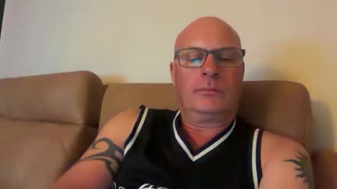 Snapshot of beatsboy87 chatting on February 13, 2026, 10:11 am beatsboy87 online show from February 13, 2026, 10:11 am