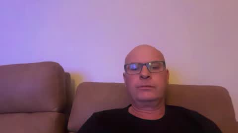 Snapshot of beatsboy87 chatting on June 21, 2026, 11:46 am beatsboy87 online show from June 21, 2026, 11:46 am