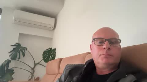 Snapshot of beatsboy87 chatting on August 1, 2026, 5:50 am beatsboy87 online show from August 1, 2026, 5:50 am