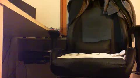 Snapshot of beaugosse39 chatting on October 22, 2025, 6:13 am beaugosse39 online show from October 22, 2025, 6:13 am