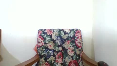 Eva online show from October 23, 2025, 2:11 am