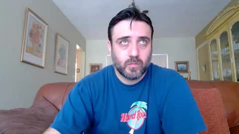 Snapshot of beautifulmanentertainment chatting on February 14, 2025, 6:19 pm Kalel Superman online show from February 14, 2025, 6:19 pm