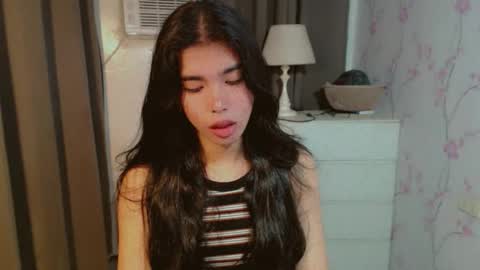 TRIXIE online show from April 1, 2026, 12:17 pm