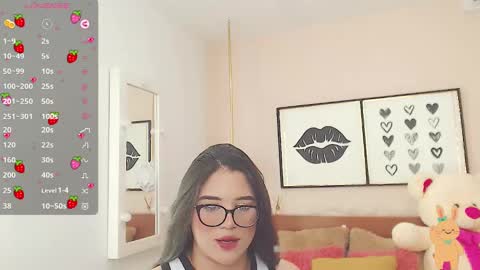 beautty_pink online show from January 8, 2025, 7:56 pm