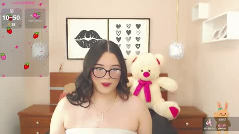 beautty_pink online show from February 1, 2025, 2:02 pm