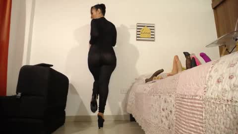Snapshot of beauty_ass_69 chatting on November 24, 2025, 4:07 pm NATHALIA online show from November 24, 2025, 4:07 pm