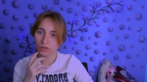 Snapshot of beauty_ginger chatting on April 26, 2026, 7:22 pm beauty_ginger online show from April 26, 2026, 7:22 pm