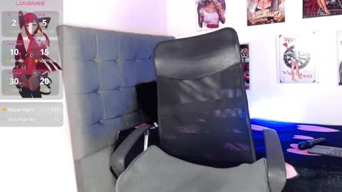 Snapshot of beauty_lana18 chatting on May 15, 2026, 11:56 pm lana online show from May 15, 2026, 11:56 pm
