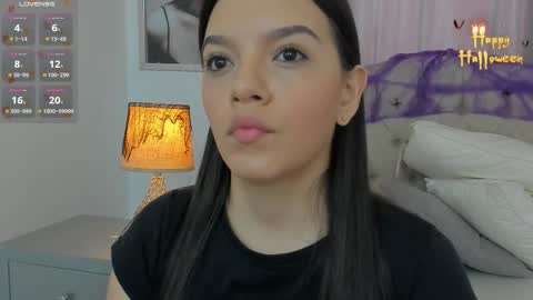 Ariana Reyes online show from October 22, 2025, 12:27 pm