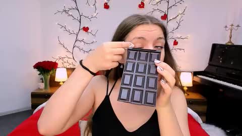 Gloria online show from September 11, 2025, 8:20 pm