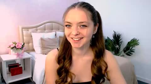 Gloria online show from September 25, 2025, 1:15 pm