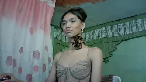 Snapshot of beautyhotasia123 chatting on December 30, 2024, 5:44 pm beautyhotasia123 online show from December 30, 2024, 5:44 pm