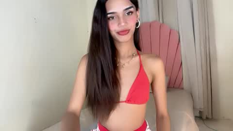 Snapshot of beautyhotasia123 chatting on October 7, 2025, 12:02 pm beautyhotasia123 online show from October 7, 2025, 12:02 pm