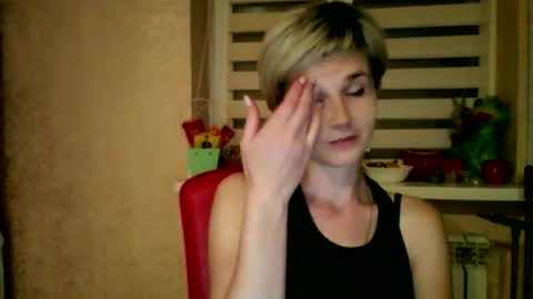 Snapshot of beautyksenia chatting on May 20, 2026, 7:20 pm BeautyKsenia online show from May 20, 2026, 7:20 pm