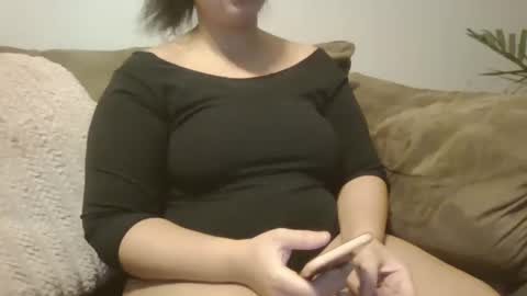 Snapshot of beautyloves chatting on February 26, 2025, 8:54 pm Beauty online show from February 26, 2025, 8:54 pm