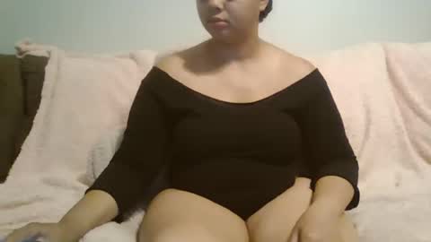 Snapshot of beautyloves chatting on October 12, 2025, 7:02 pm Beauty online show from October 12, 2025, 7:02 pm