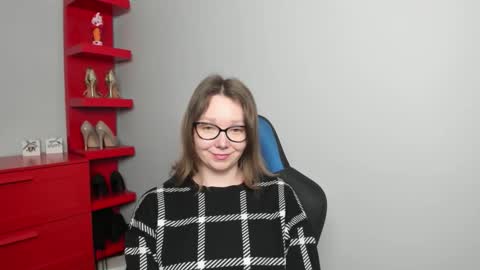 Zoe online show from March 6, 2026, 7:49 am