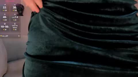 Am Becca online show from March 3, 2025, 10:42 pm