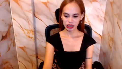 Snapshot of beccamiller22 chatting on July 28, 2026, 12:18 am becca online show from July 28, 2026, 12:18 am